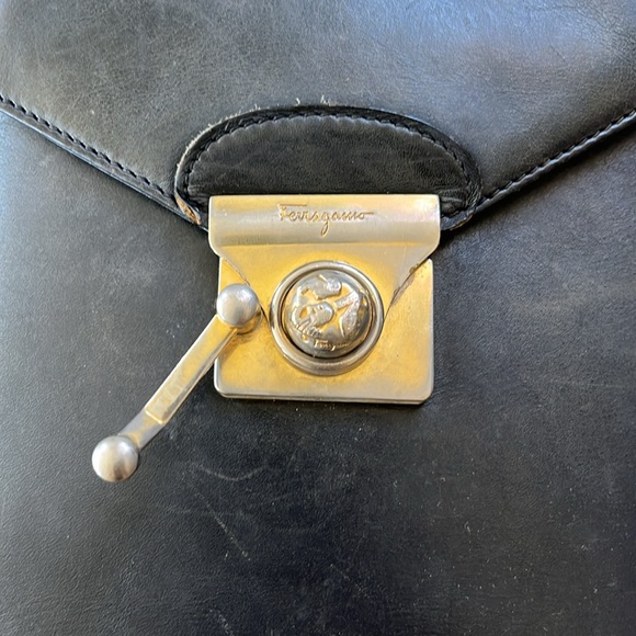 VINTAGE SALVATORE FERRAGAMO SWING CLASP BACKPACK PURSE - Picture 5 of 14